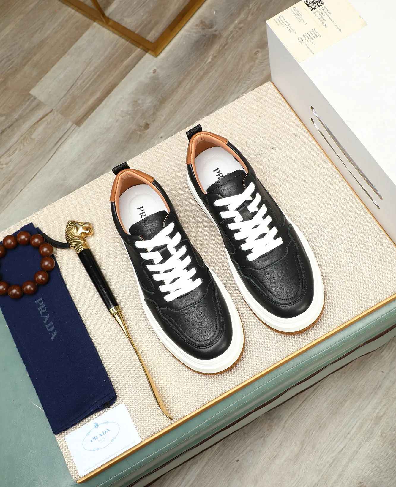 Men's men's shoes 💰460 high-end version. PRADA (Prada) men's casual style, compare the quality at the counter 🧚🏿♂️Imported cowhide fabric 🐎Water-dyed comfortable and soft cowhide lining for feet 🐂Genuine leather outsole with label 🎉 Size 38-44. Can be customized for 45💥🏆
